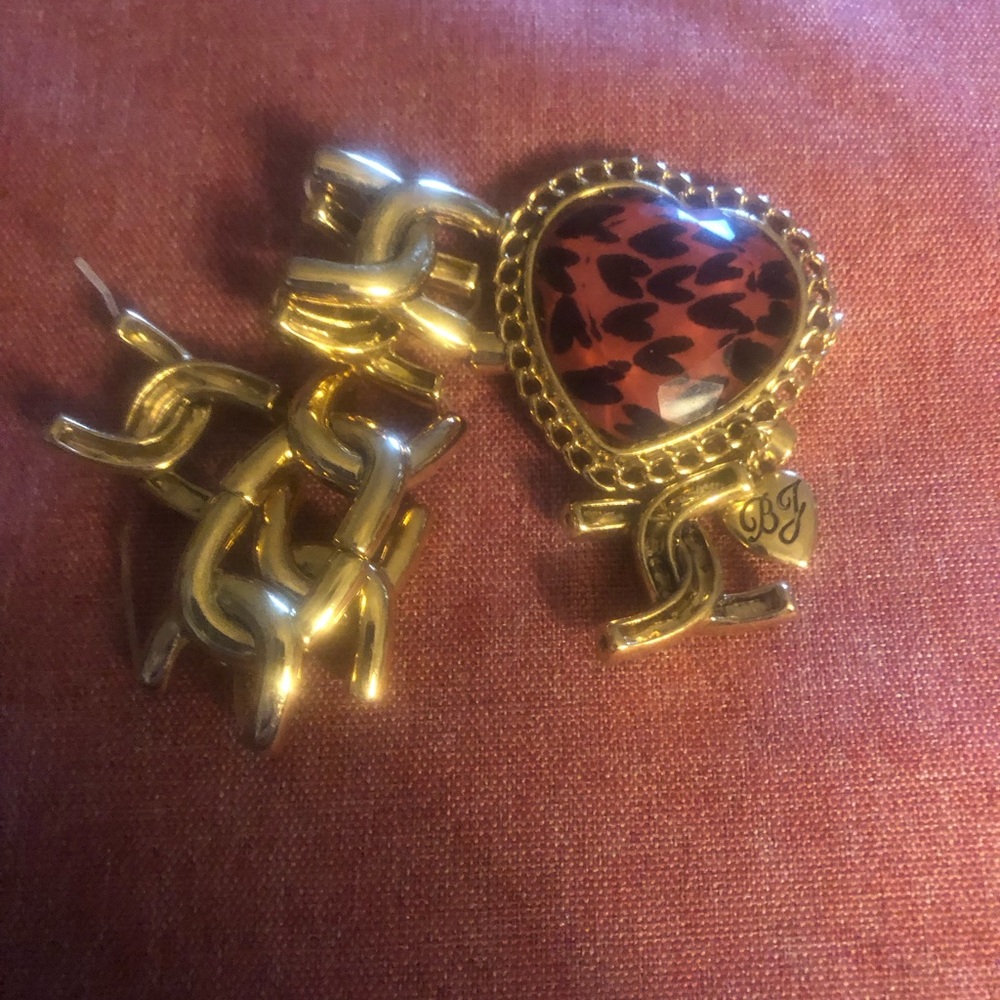 ❤️Betsey Johnson Broken Stretch Bracelet- $20 or $15 w/offer
